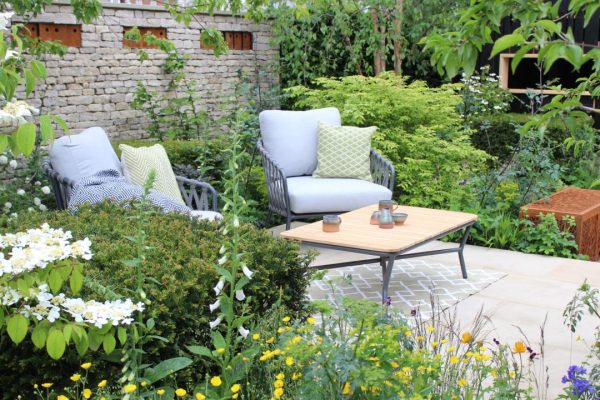 24 free garden ideas – simple ways to improve gardens that cost nothing and  are super easy | Ideal Home